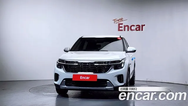 Kia Seltos Бензин 1.6 турбо 2WD — Фото автомобиля 3
