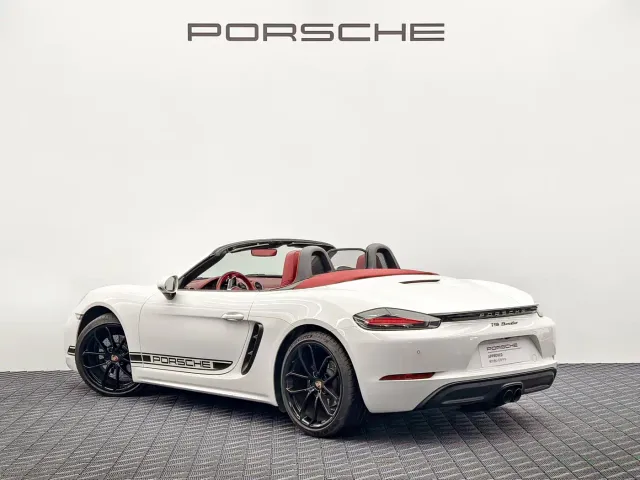 Porsche 718 — Фото автомобиля 7