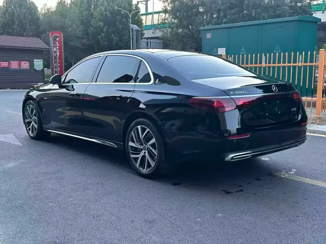 Mercedes-Benz Mercedes-Benz E-Class 2025 E 300 L Fashion — Фото автомобиля 6