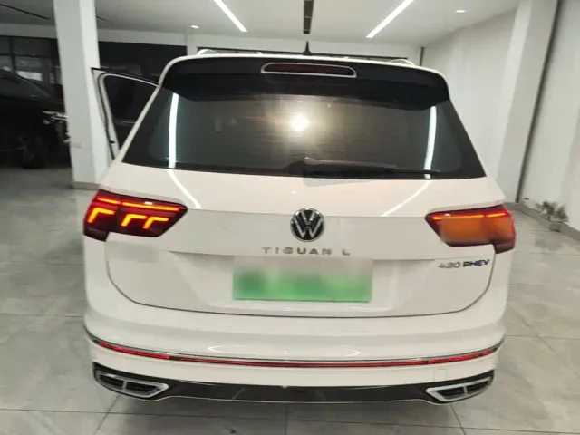 Volkswagen Tiguan L PHEV — Фото автомобиля 3