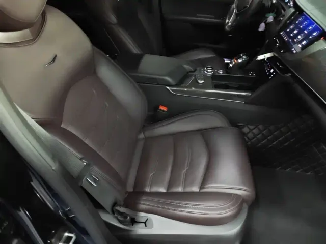 Cadillac CT6 — Фото автомобиля 24