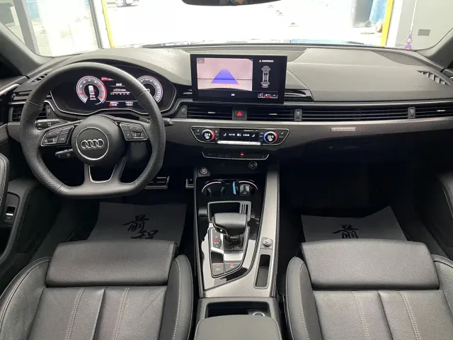 Audi A4L — Фото автомобиля 23