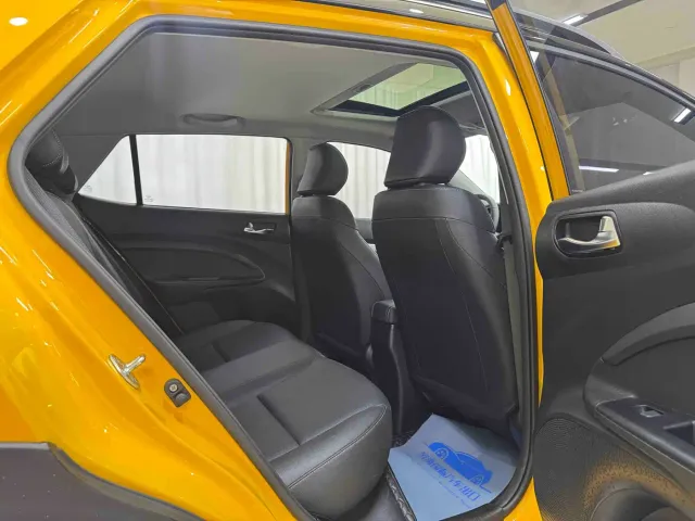 Kia KX1 — Фото автомобиля 9