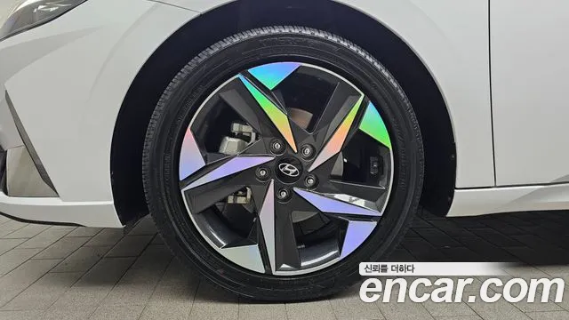 Hyundai Avante — Фото автомобиля 5