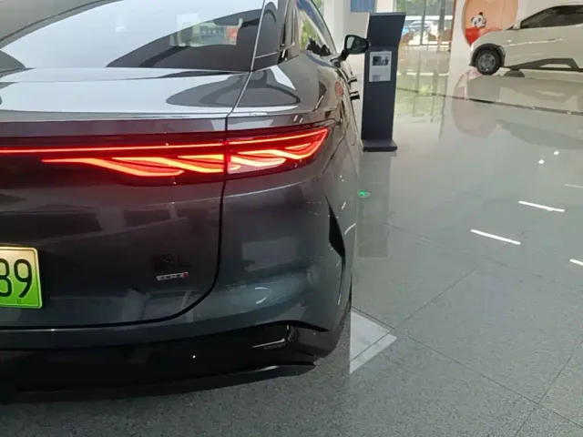 BYD Han L — Фото автомобиля 7