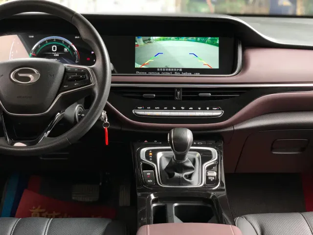 GAC Trumpchi M6 — Фото автомобиля 9