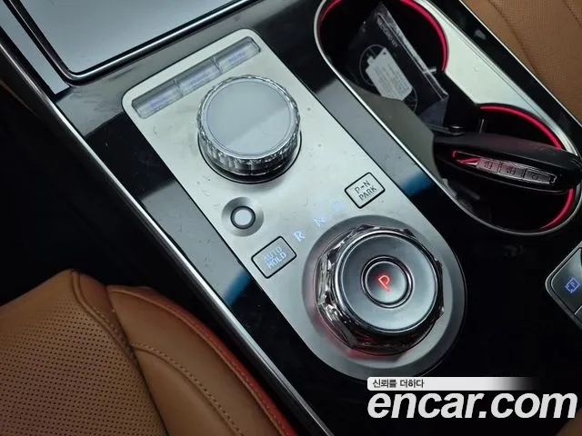 Genesis GV80 — Фото автомобиля 9