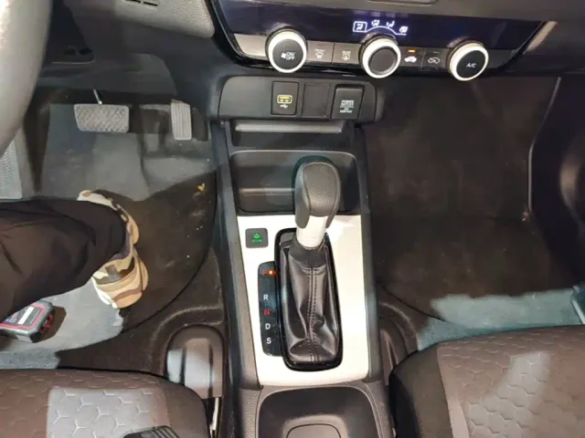 Honda Fit — Фото автомобиля 13