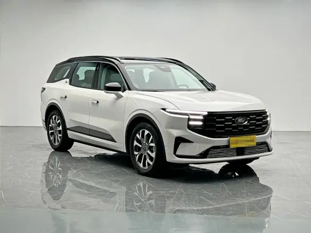 Ford Edge — Фото автомобиля 8