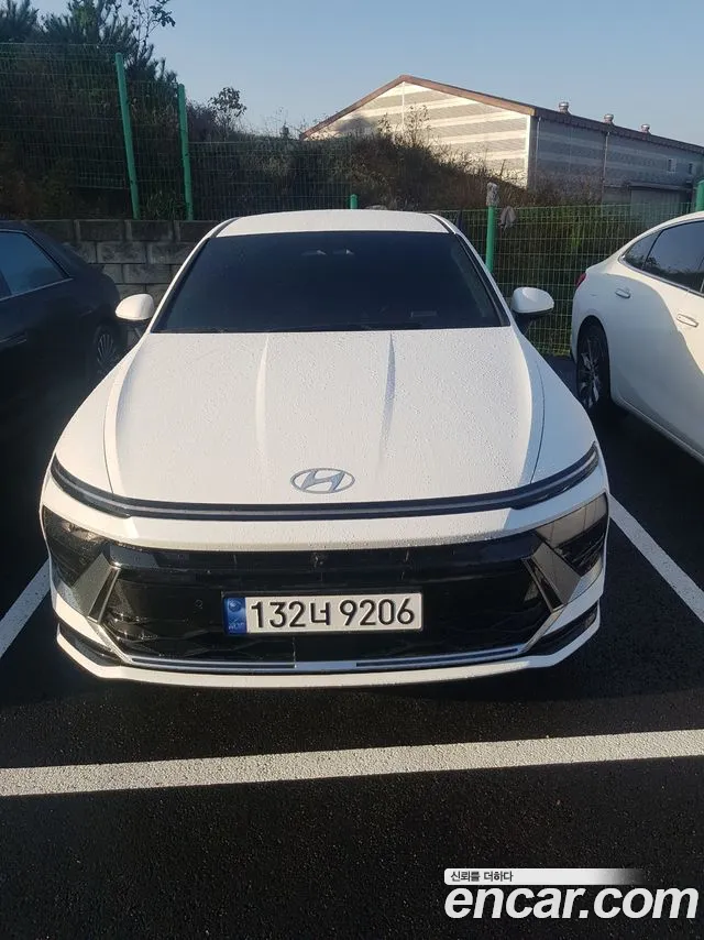 Фотография автомобиля — Hyundai Sonata DN8