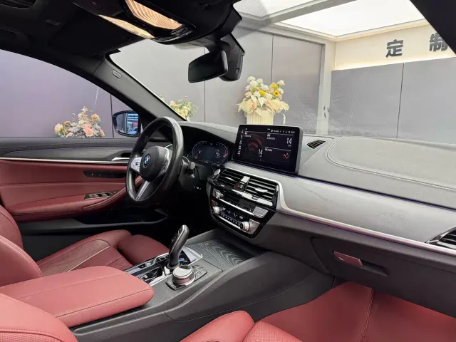 BMW 5 Series — Фото автомобиля 7