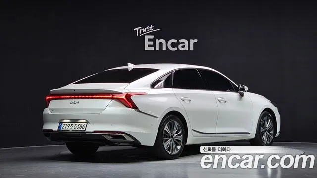 Kia K8 — Фото автомобиля 2