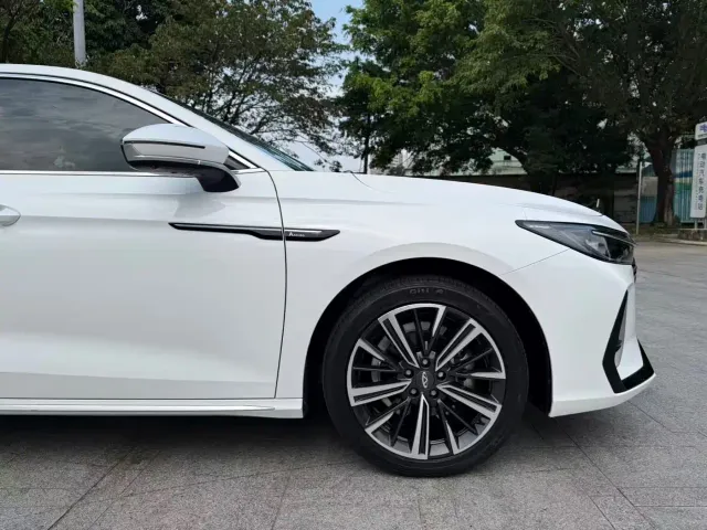 Chery Arrizo 8 — Фото автомобиля 23