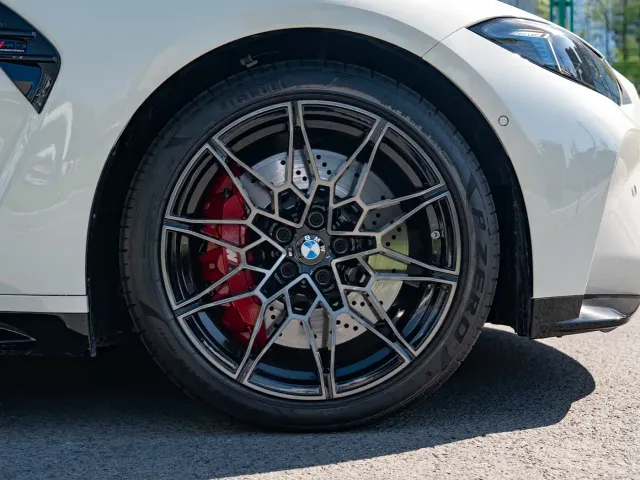 BMW M3 — Фото автомобиля 16