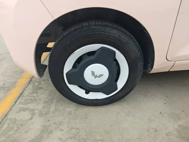 Wuling Hongguang Mini EV — Фото автомобиля 22