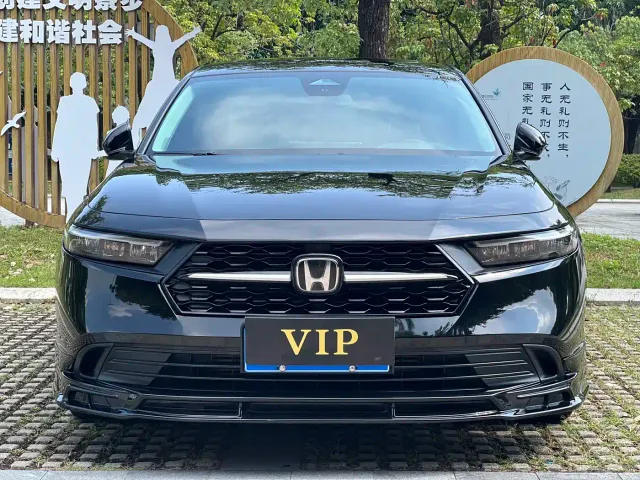 Honda Accord — Фото автомобиля 2