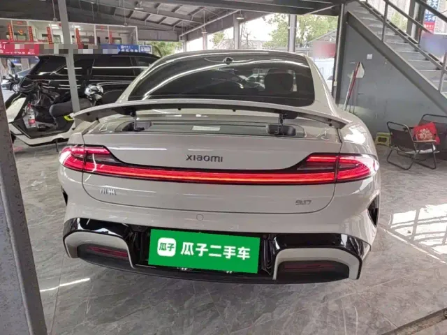 Xiaomi SU7 — Фото автомобиля 5