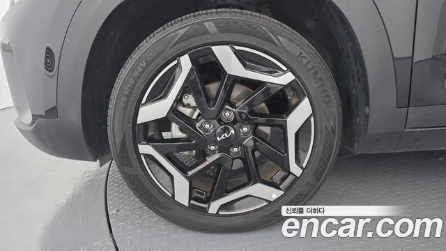 Kia Seltos — Фото автомобиля 5
