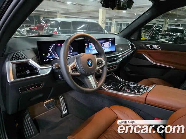 BMW X7 — Фото автомобиля 13