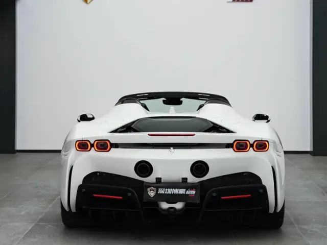 Ferrari SF90 — Фото автомобиля 17
