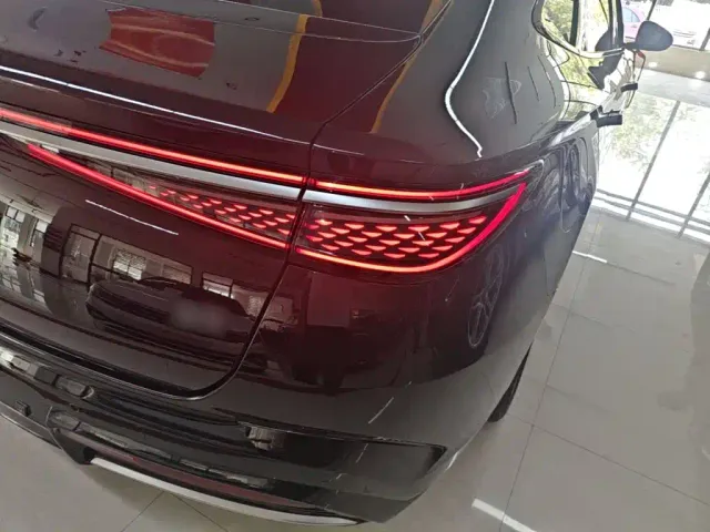 BYD Seal — Фото автомобиля 7