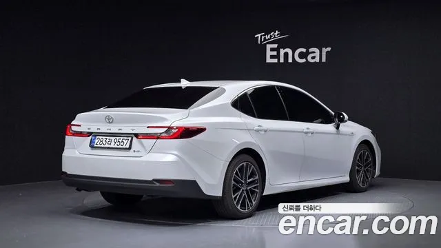 Toyota Camry XV80 — Фото автомобиля 2