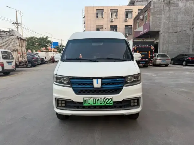 Yuan Cheng Yuan Cheng E5 2022 E5L Pure Electric Van Guoxuan 39.9kWh — Фото автомобиля 2