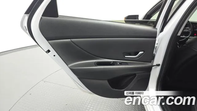 Hyundai Avante CN7 — Фото автомобиля 25