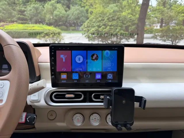 Wuling Hongguang Mini EV — Фото автомобиля 10