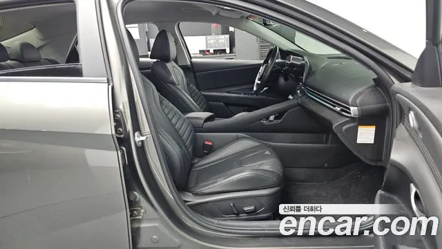 Hyundai Avante CN7 — Фото автомобиля 25