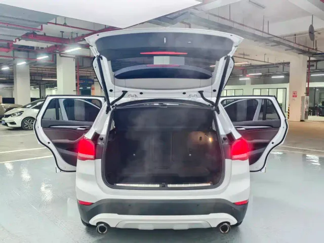 BMW X1 — Фото автомобиля 7