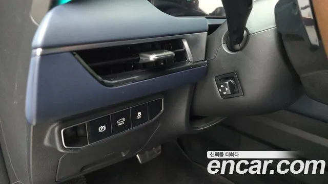 Kia K8 The New K8 2.5 Бензин 2WD — Фото автомобиля 17