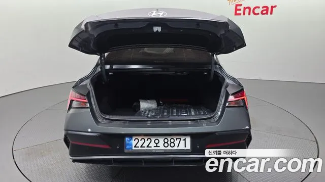 Hyundai AVANTE Новый Avante (CN7) — Фото автомобиля 17