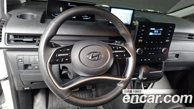 Hyundai Staria Staria — Фото автомобиля 5
