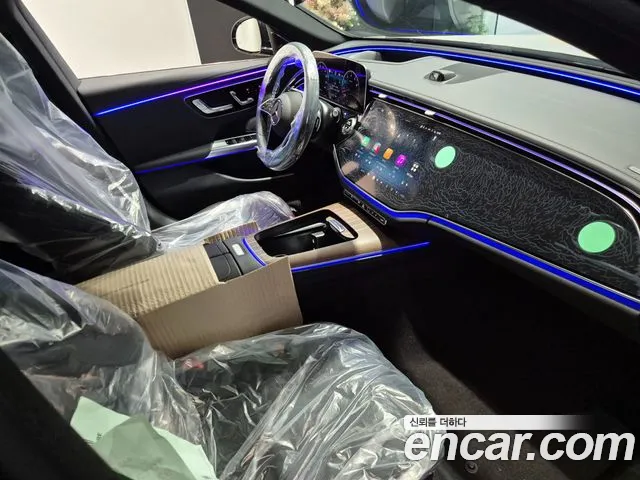 Mercedes-Benz E-Class — Фото автомобиля 17