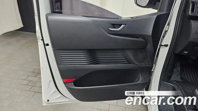 Hyundai Staria Staria Карго 3 места — Фото автомобиля 22