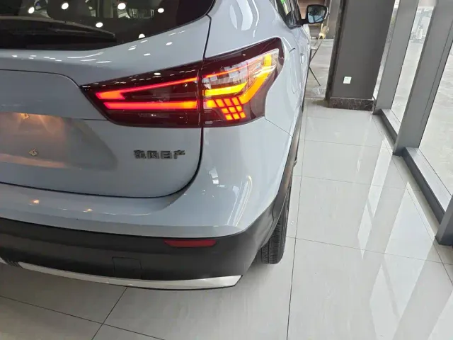 Nissan Qashqai — Фото автомобиля 23