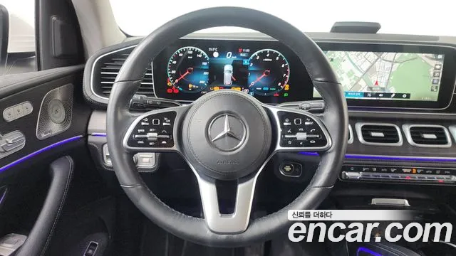 Mercedes-Benz GLE-Class — Фото автомобиля 14