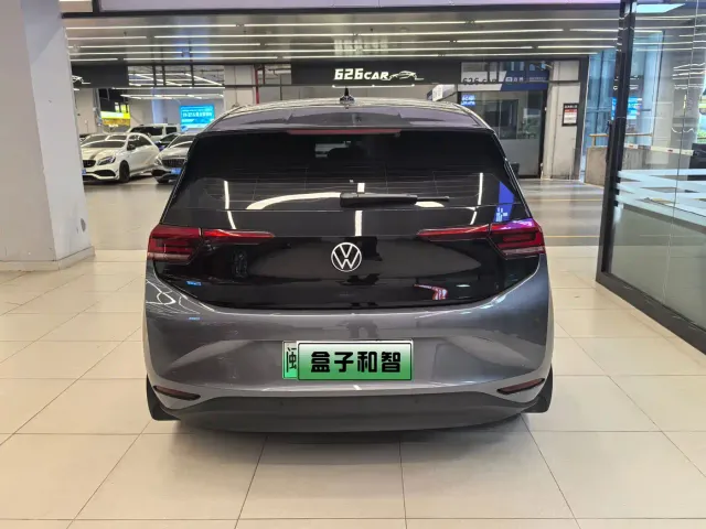 Volkswagen ID.3 — Фото автомобиля 6