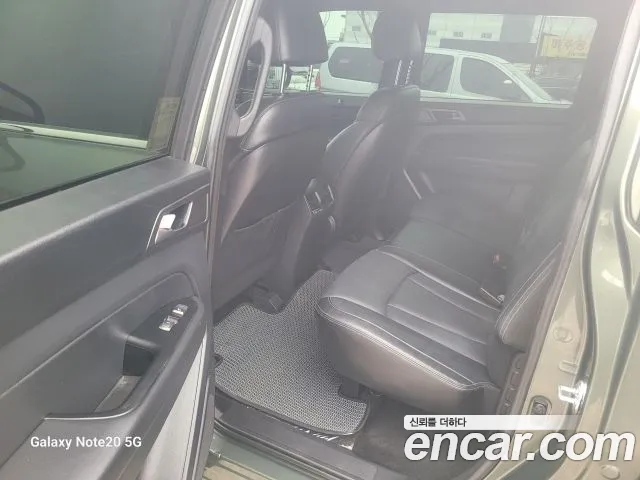 KG_Mobility_Ssangyong Rexton Новый Rexton Sport Khan Дизель 2.2 4WD — Фото автомобиля 14