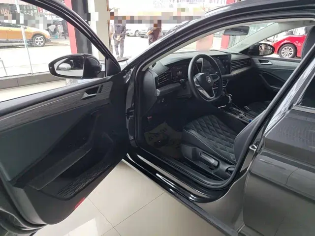 Volkswagen Sagitar — Фото автомобиля 15