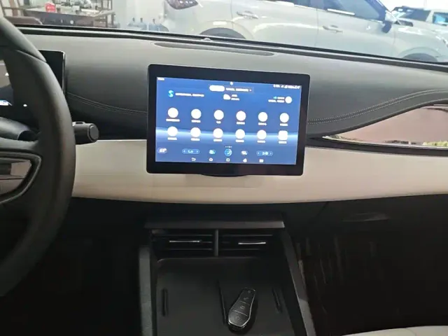 BYD Seal 06 — Фото автомобиля 12