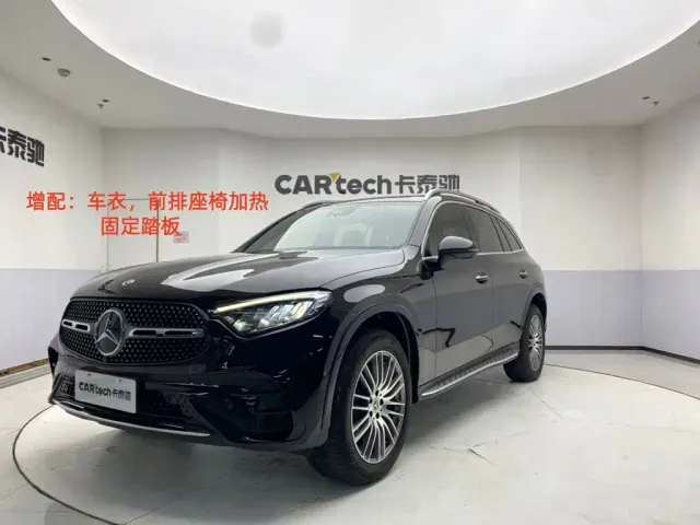 Фотография автомобиля — Mercedes-Benz GLC-Class