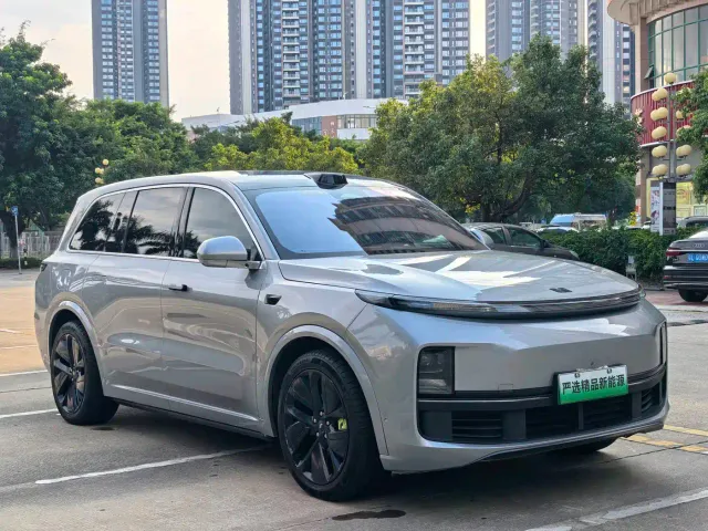 Li Auto L9 — Фото автомобиля 3