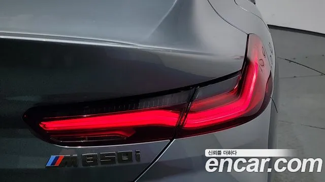 BMW 8 Series G15 — Фото автомобиля 8