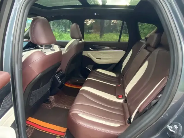 Geely Xingyue L — Фото автомобиля 4