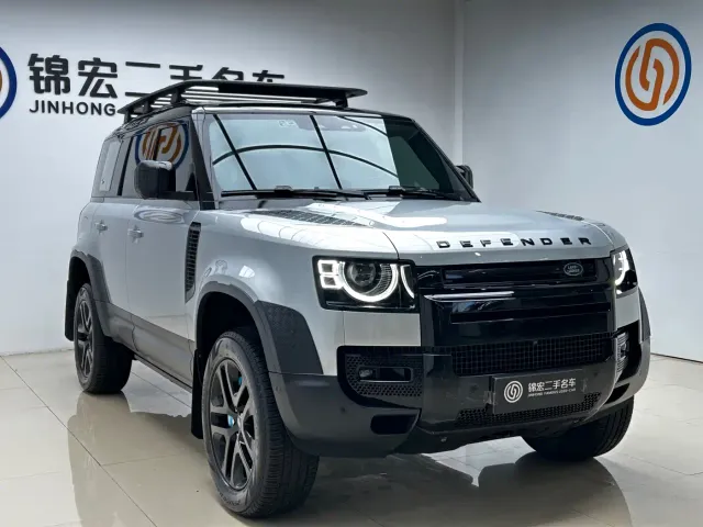 Land Rover Defender — Фото автомобиля 3