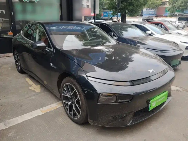 Xpeng P7 — Фото автомобиля 3