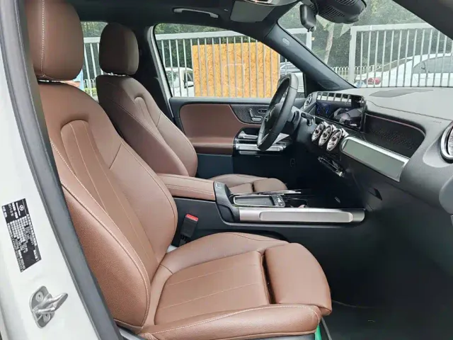Mercedes-Benz EQB — Фото автомобиля 9