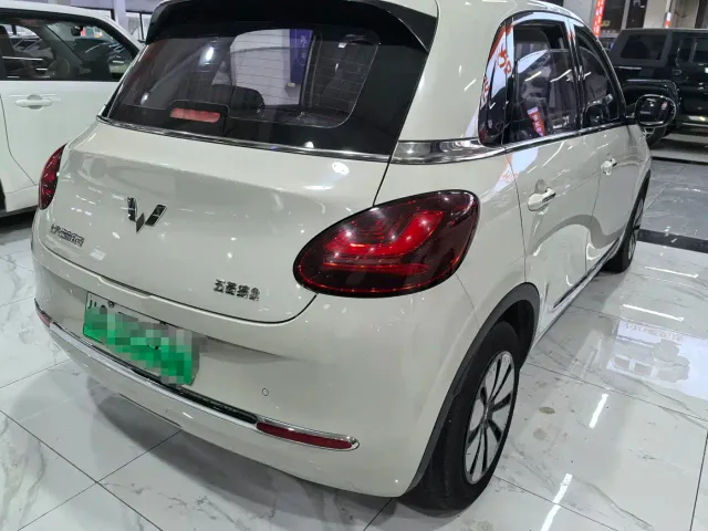 Wuling Bingo — Фото автомобиля 5